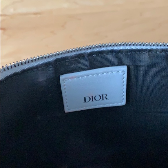 Dior pouch collector item from Kim Jones designer - Picture 5 of 6